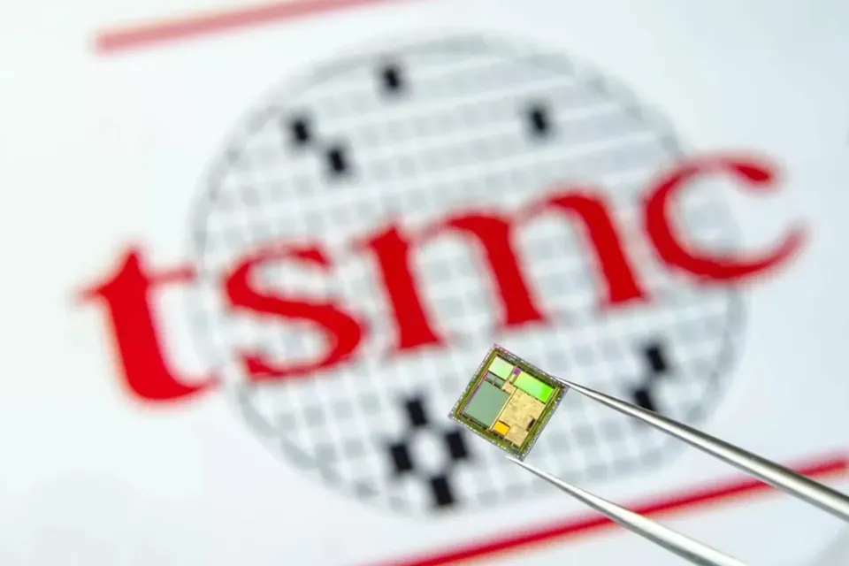 اینتل و سامسونگ در فناوری بسته‌بندی تراشه از TSMC عقب ماندند