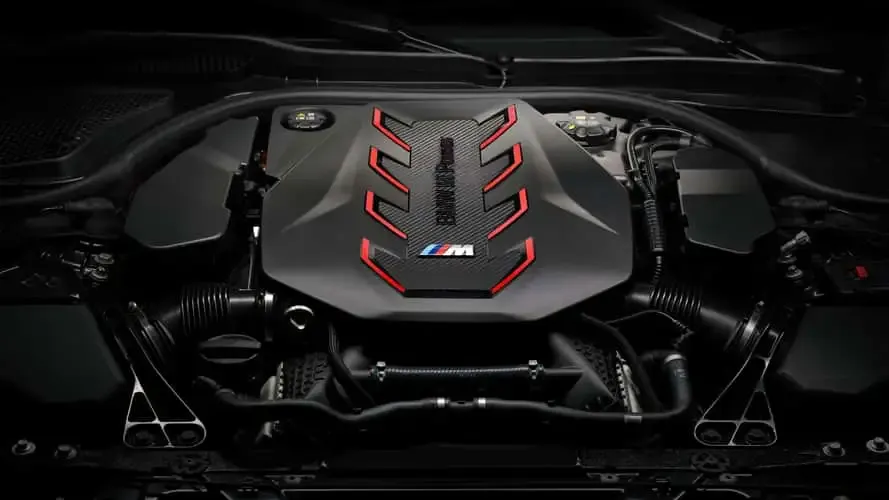 هیجان رانندگی با جدیدترین BMW M5 2024
