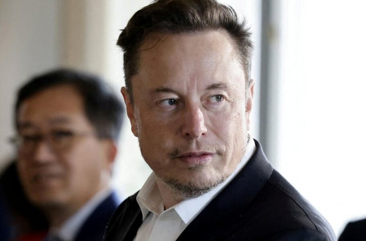 Elon-Musk_2-910x600.jpg