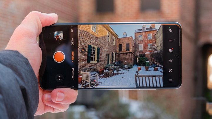 OnePlus-14-telephoto-camera-1