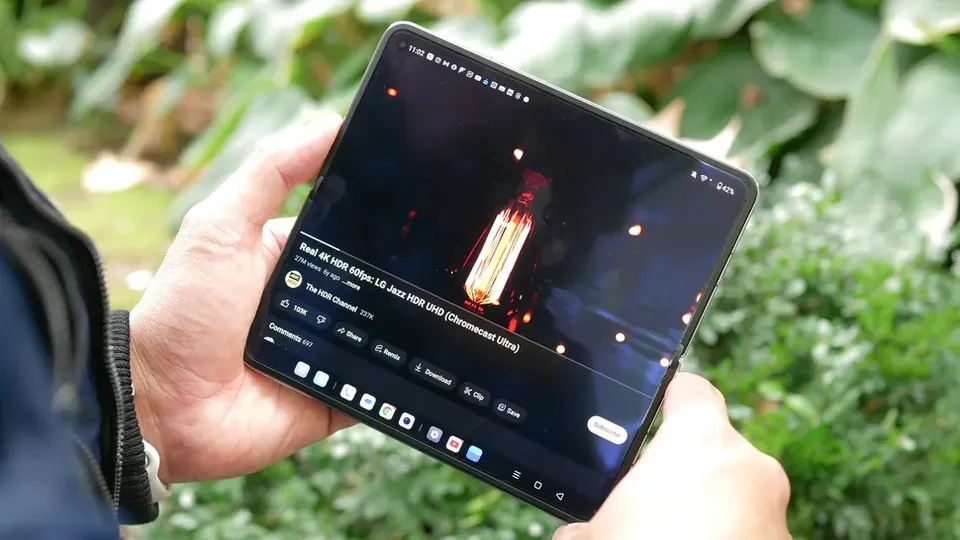 تماشای ویدیو در OnePlus Open