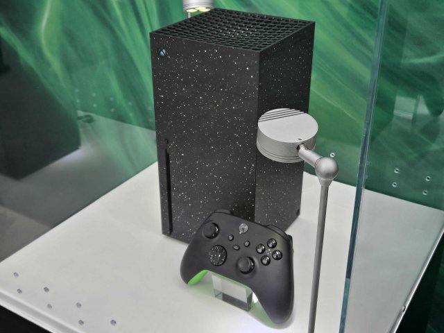 Special-Edition-Galaxy-Black-Xbox-Series-X