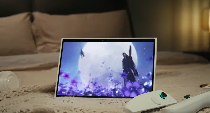 Tencent-3D-One-handheld-with-11-inch-screen-and-Intel-Lunar-Lake-CPU-0-6