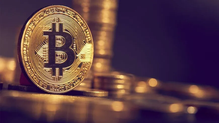 پیش‌بینی تحلیلگران: قیمت بیت کوین به ۱۰۰ هزار دلار می‌رسد و سپس سقوط می‌کند