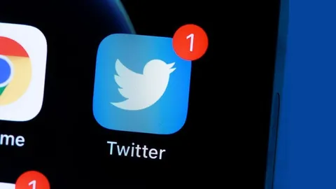 پس از فیسبوک، توییتر برای تبلیغات هدفمند از کاربران iOS درخواست مجوز ردیابی کرد