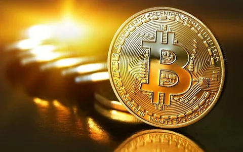 خرید و فروش ارز دیجیتال در ایران غیرقانونی است