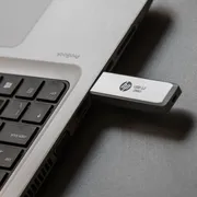 فلش مموری اچ‌ پی مدل 819W ظرفیت 128 گیگابایت با رابط USB سه‌نقطه‌دو Gen1 Type-A و بدنه فلزی - تصویر 6