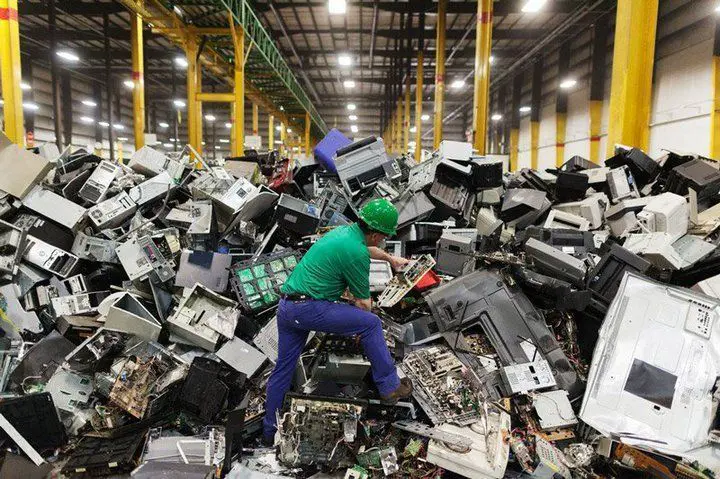 e-waste.jpg