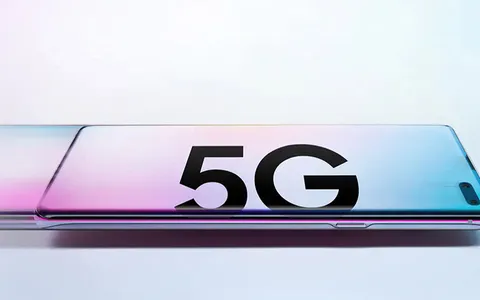 وزیر ارتباطات : واردات گوشی‌های 5G به کشور آغاز شده است
