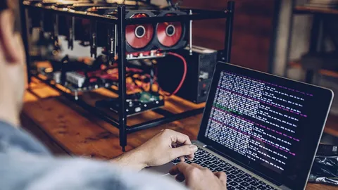 اعتراض ماینرها در برابر ستاد مبارزه با قاچاق کالا و ارز؛ من قاچاقچی نیستم