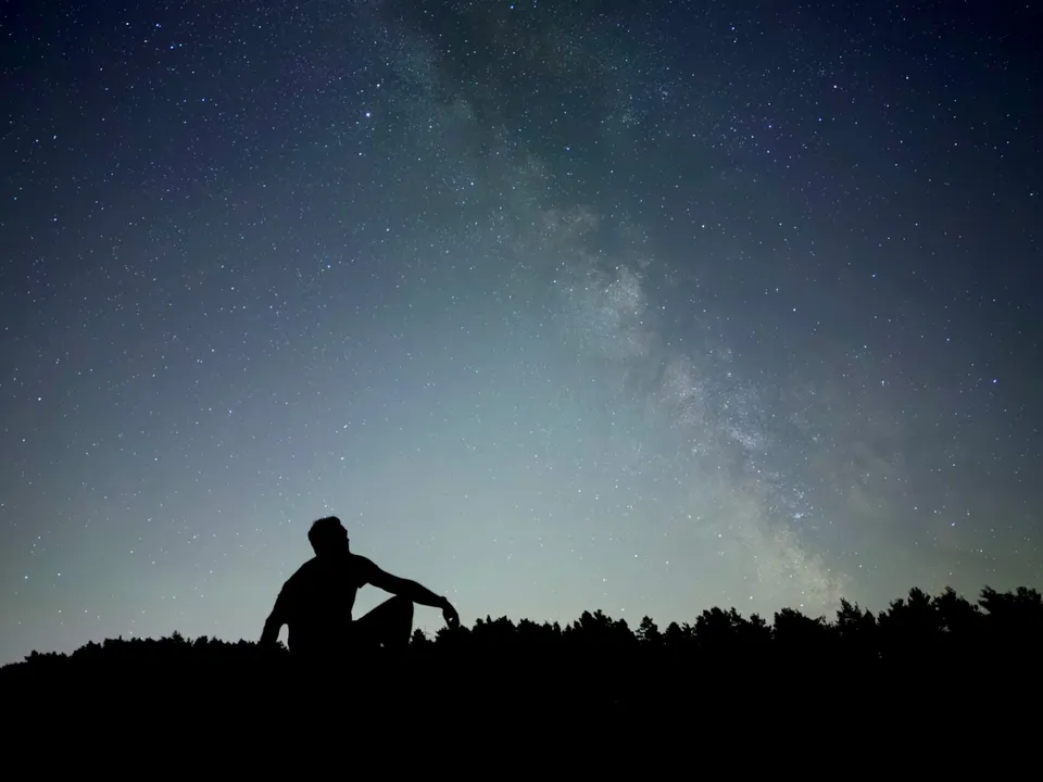 نمونهٔ رسمی Night mode روی آیفون ۱۸ پرو