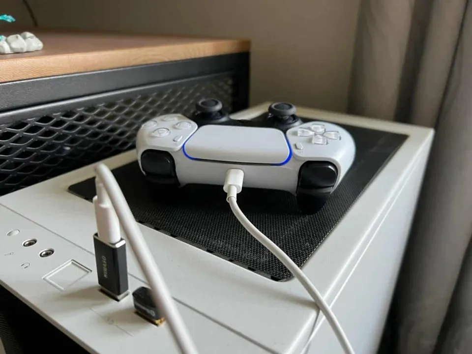 ps5-controller-to-PC-wired-e1678703741630-1200x900