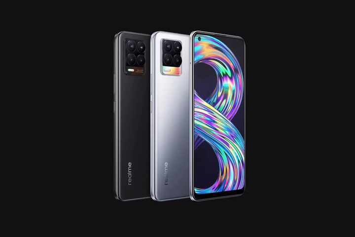 realme-8-standard-silver-black-colors-front-render.webp