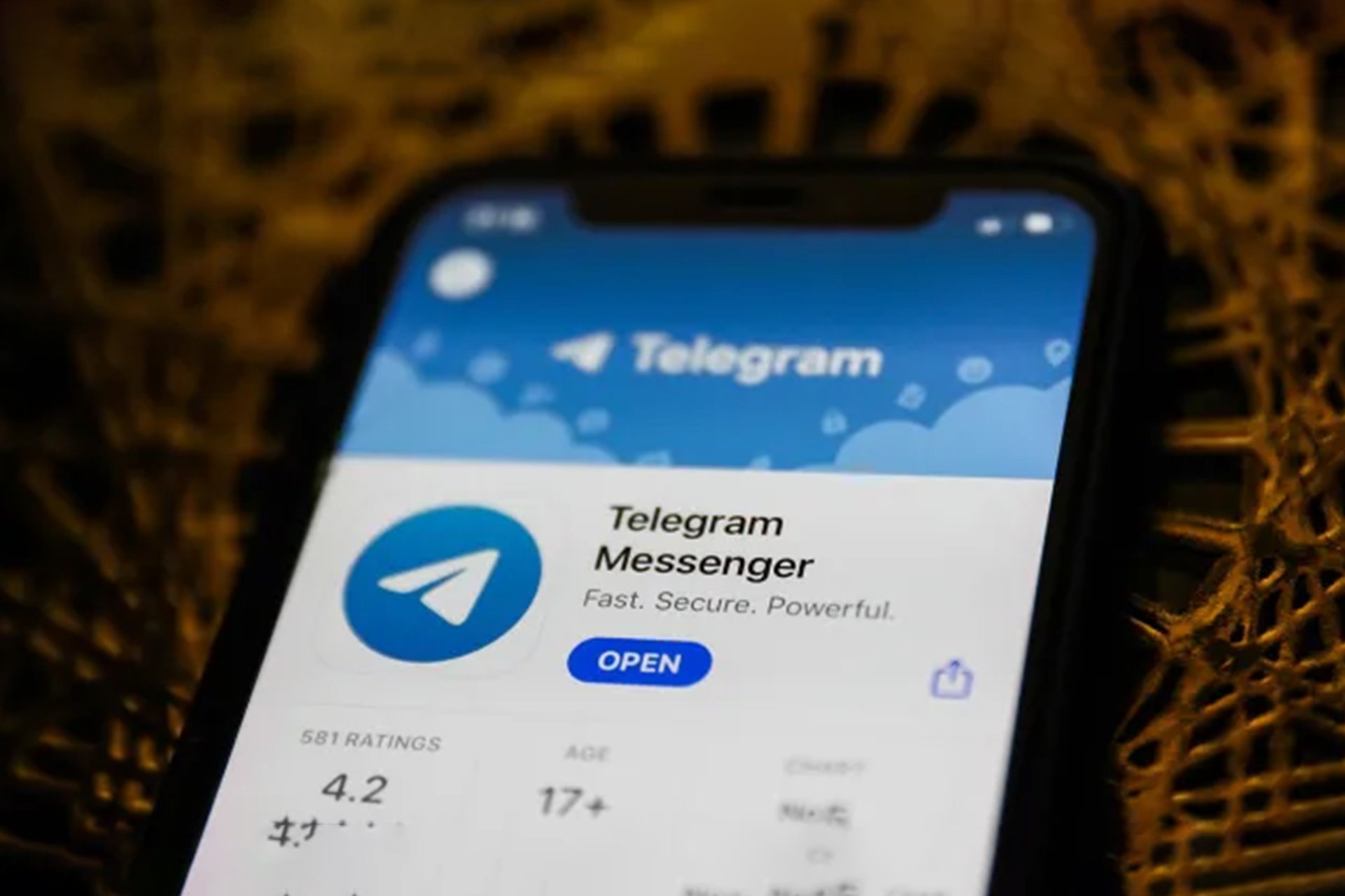 telegram massenger