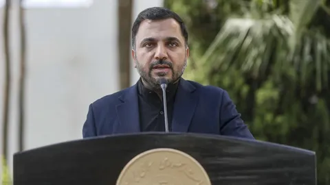 ادعای وزیر ارتباطات: ما روزانه هزاران حمله سایبری را با موفقیت خنثی می‌سازیم!