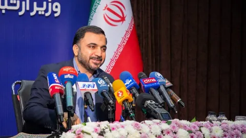 حمایت وزیر ارتباطات از افزایش تعرفه ثابت قبوض تلفن: اگر منابع مخابرات تأمین نشود، ورشکست می‌شود