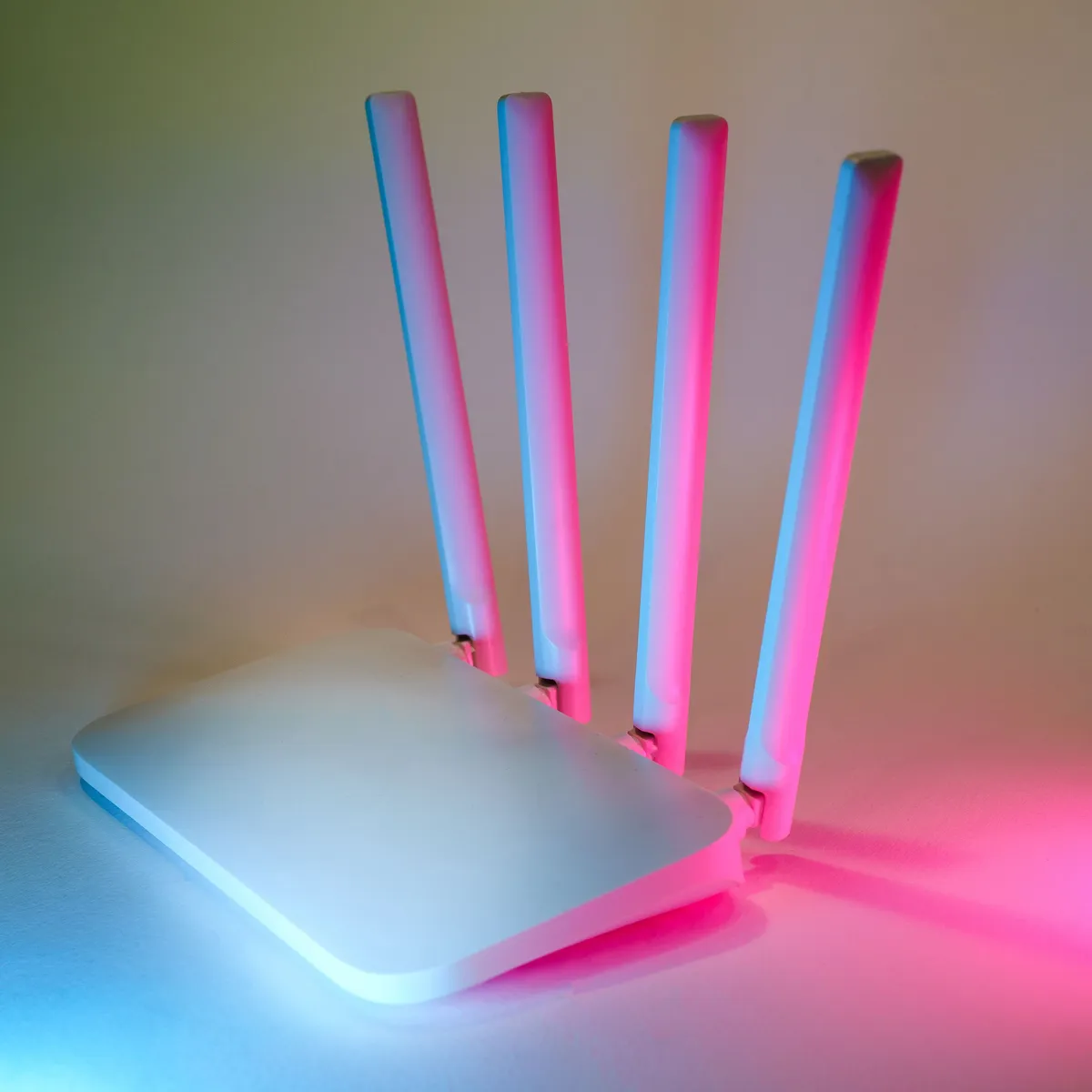 Wi-Fi 6E بخریم یا Wi-Fi 7؟ راهنمای انتخاب بر اساس قیمت، خانه و سرعت اینترنت